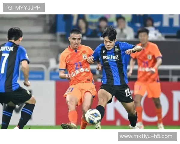 泰山队顽强追平浙江裁判VAR判罚引争议克雷桑点球成功助队逆转局势 泰山队顽强追平浙江裁判VAR判罚引争议克雷桑点球成功助队逆转局势