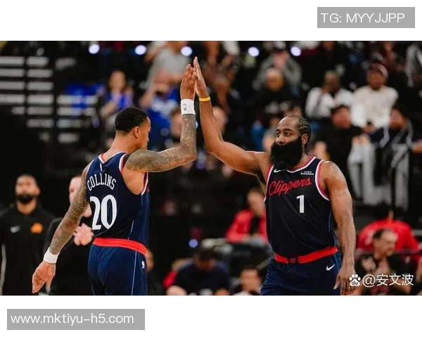 金州勇士对决夕阳红快船哈登提前进入季后赛状态展现强大实力 金州勇士对决夕阳红快船哈登提前进入季后赛状态展现强大实力